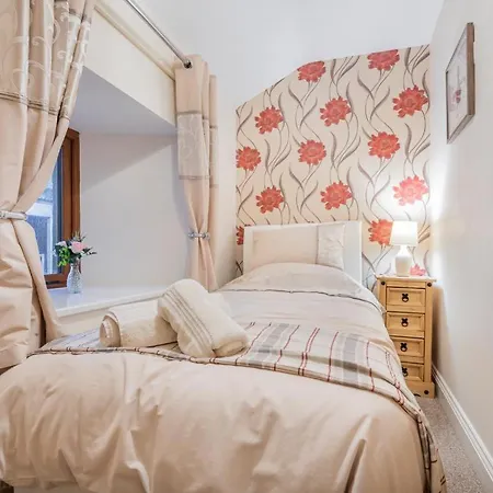 بيت للعطل 3 Bed In Keswick Oc-sz217 *